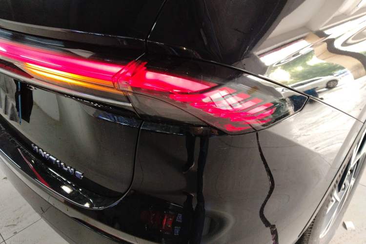 Used Lincoln Nautilus 2023 2.0T All-Wheel-Drive Luxury Hybrid Edition