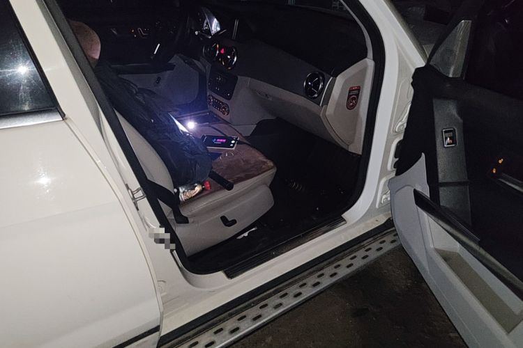 Used Mercedes-Benz GLK-Class 2013 GLK 300 4MATIC Dynamic Sunroof Model