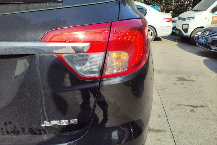 Used Buick Envision 2017 20T Two-Wheel Drive Elite Version
