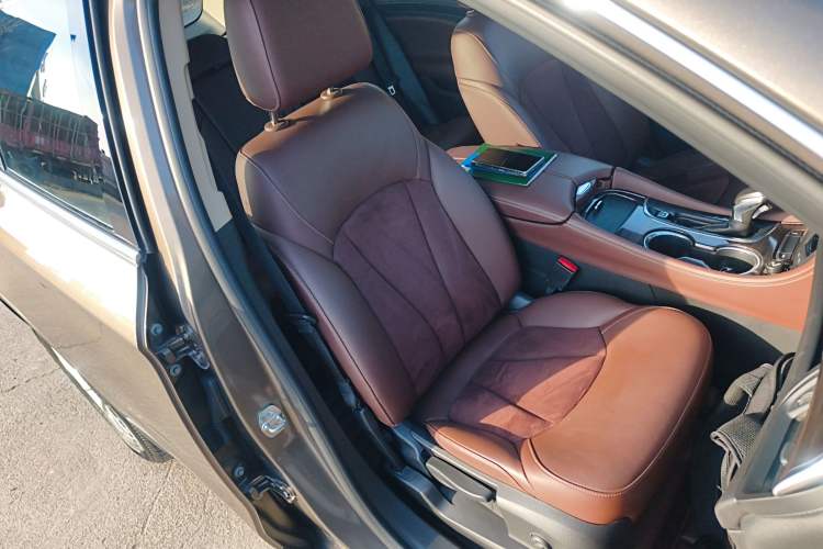 Used Buick Envision 2017 28T Four-Wheel Drive Elite Model
