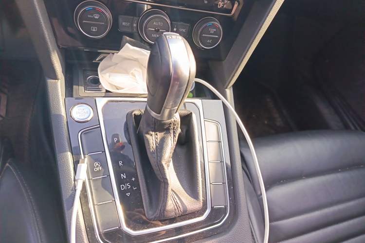 Used Volkswagen Magotan 2019 330TSI DSG Luxury Version China VI Standard
