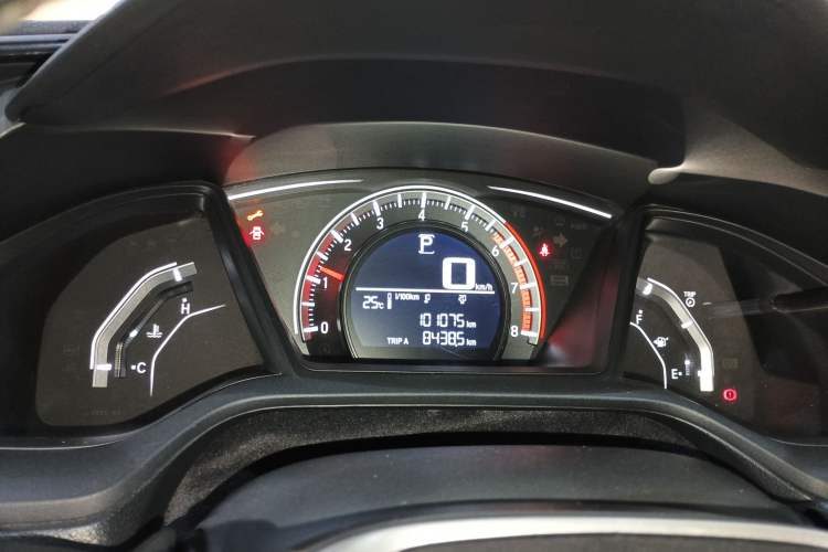 Used Honda Civic 2016 180TURBO CVT Comfort Version
