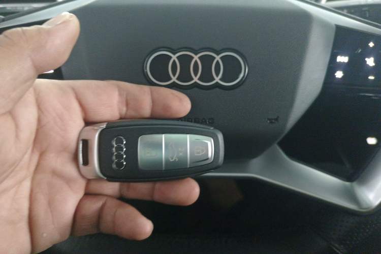 Used Audi Q4 e-tron 2022 50 e-tron quattro Creation Edition