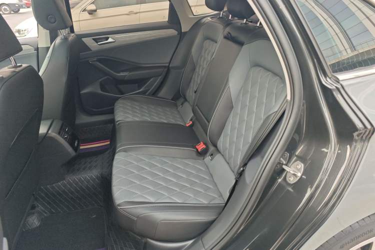 Used Volkswagen Sagitar 2023 300TSI DSG Excellence Edition
