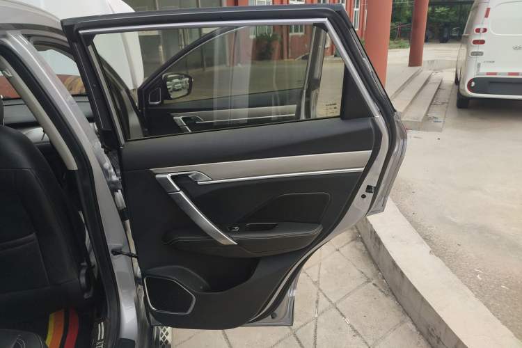 Used Geely Auto Coolray 2019 260T DCT Knight China VI Standard
