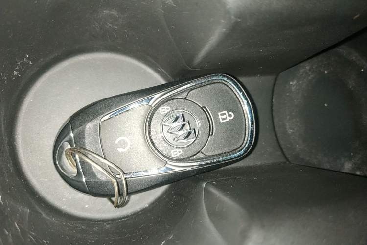 Used Buick Velite 6 2023 Revised Version 430 km Range – Commuter Edition