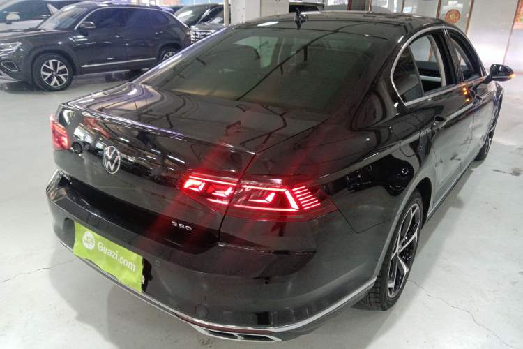 Used Volkswagen Magotan 2023 2 Million Units Limited-Edition 380TSI DSG Flagship Version
