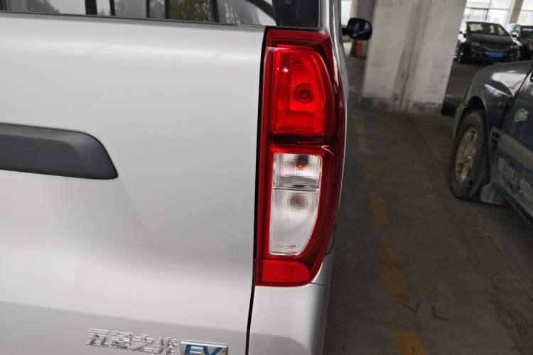 Used Wuling Zhiguang New Energy 2025 Standard Model
