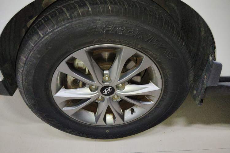 Used Hyundai ix35 2013 2.0L Automatic 2WD Comfort GL China IV Standard
