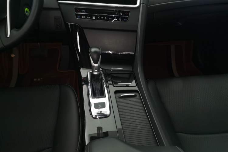 Used Honda Spirior 2017 2.0L Classic Edition
