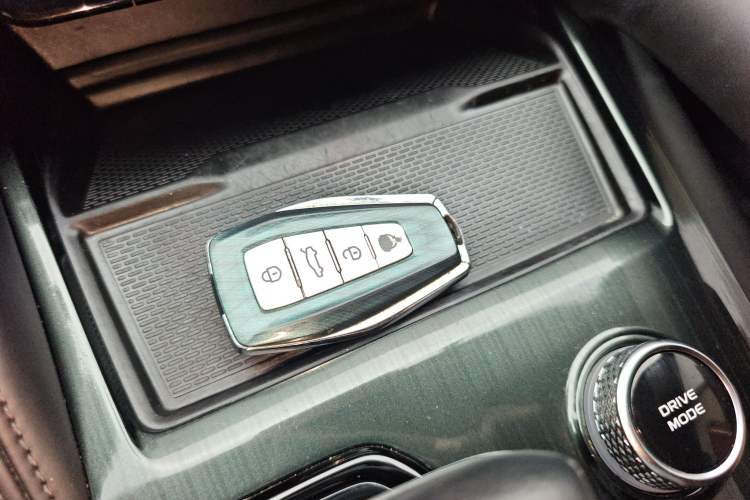 Used Geely Auto Monjaro L 2021 2.0TD DCT EVO Two-Wheel Drive Smart Luxury Version
