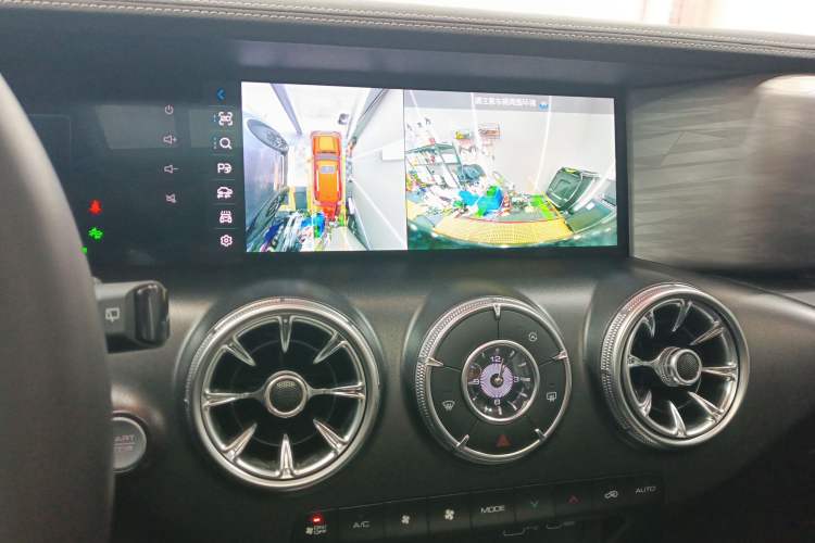 Used Tank 300 2023 City Edition 2.0T—Stylish as Ever
