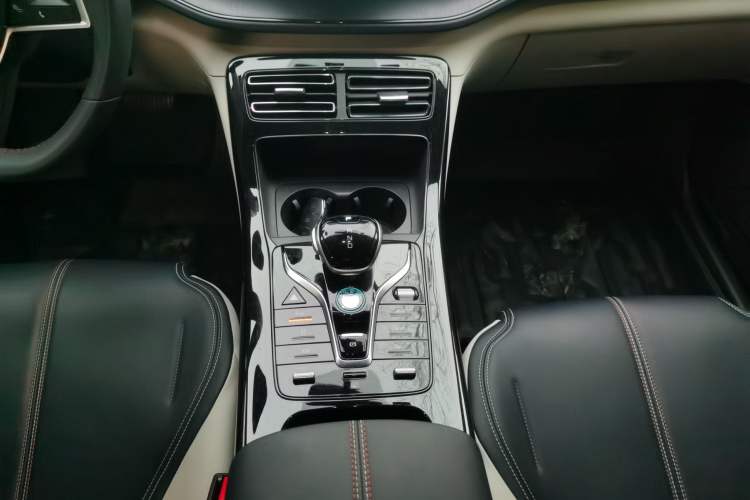 Used BYD Qin PLUS 2021 DM-i 55KM Prestige Model
