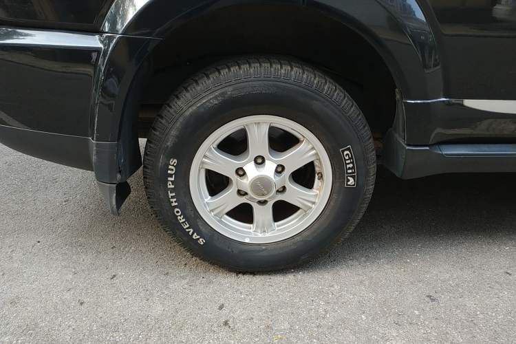 Used Haval H5 Classic 2015 2.0T Manual Two-Wheel Drive Advanced Version
