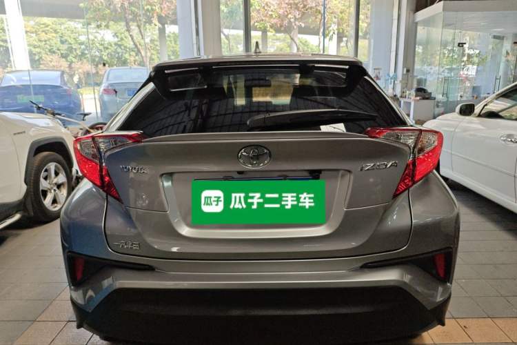 Used Toyota IZOA 2018 2.0L Yichi Version China VI Standard
