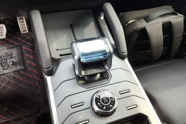 Used JETOUR Traveler 2025 2.0TD DCT XWD Cross+
