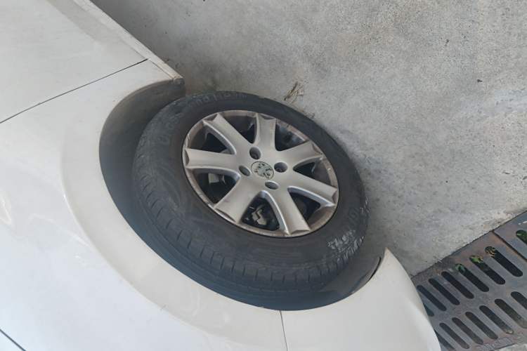 Used Peugeot 301 2016 1.6L Manual Comfort Edition