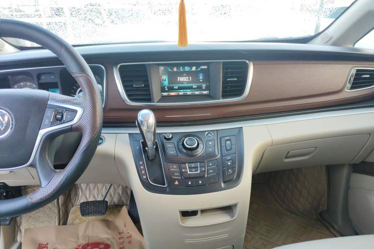 Used Buick GL8 2018 28T Luxury Model China VI Standard