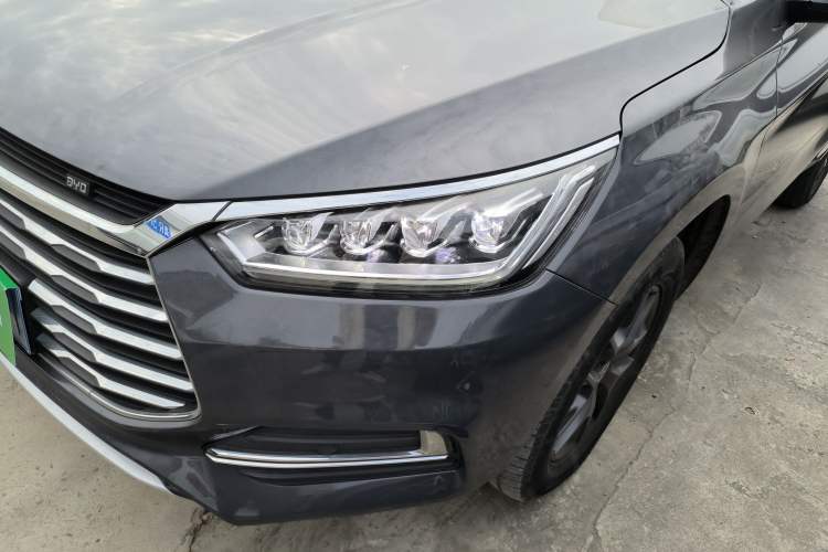 Used BYD Song 2021 Classic Edition 1.5T Automatic Elite Model
