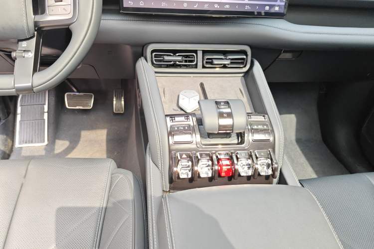 Used Formula Leopard Leopard 5 2025 TianShen Intelligent Driving Ultra Edition
