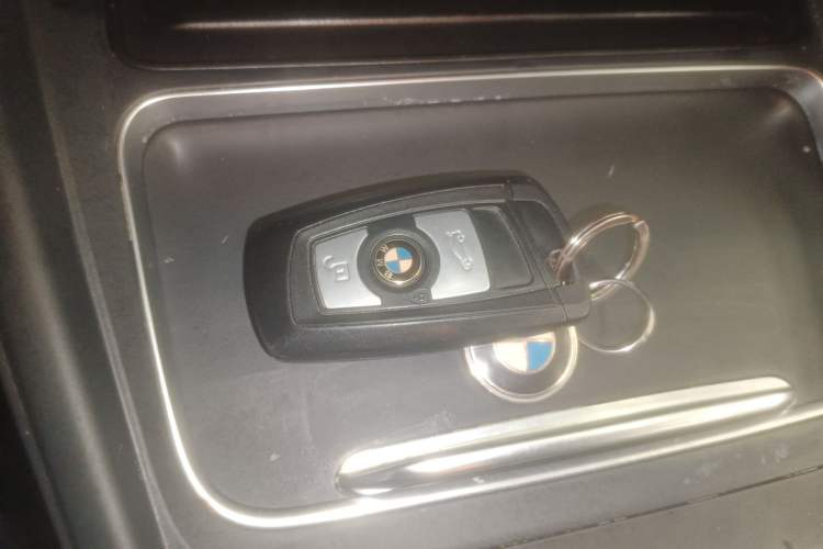 Used BMW 3 Series 2016 320i Fashion Model
