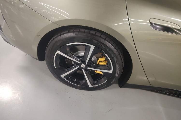 Used  SU7 2024 Four-Wheel Drive Ultra-Long Range Advanced Intelligent Driving Max Edition