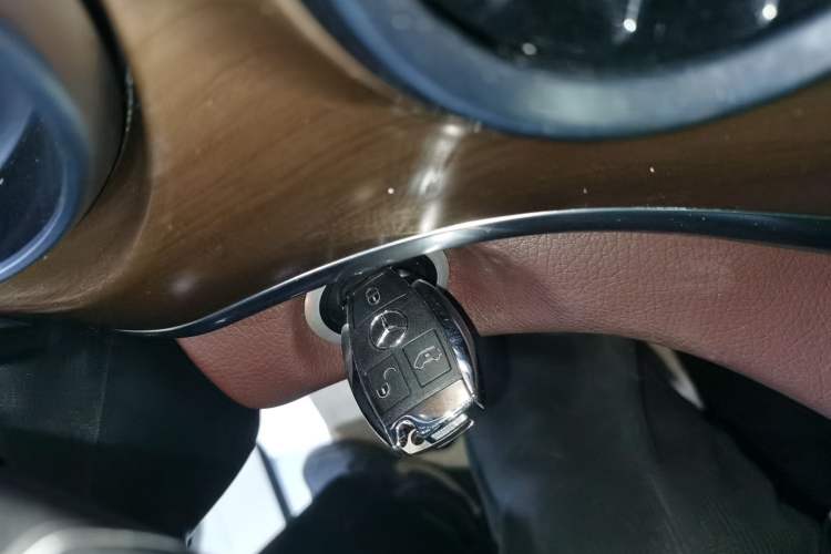 Used Mercedes-Benz V-Class 2022 V 260 L Long-wheelbase Luxury Edition
