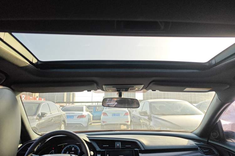 Used Honda Civic 2021 HATCHBACK 220TURBO CVT New Trendsetter