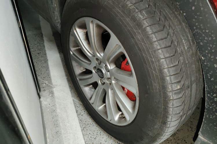 Used Land Rover Discovery Sport 2017 2.0T SE
