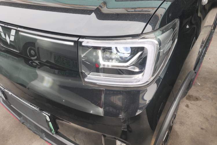 Used Wuling Hongguang MINIEV 2022 GAMEBOY 300km Enthusiast Model with Lithium Iron Phosphate