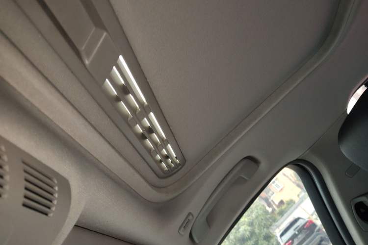 Used BMW 3 Series 2017 320Li Fashion Model
