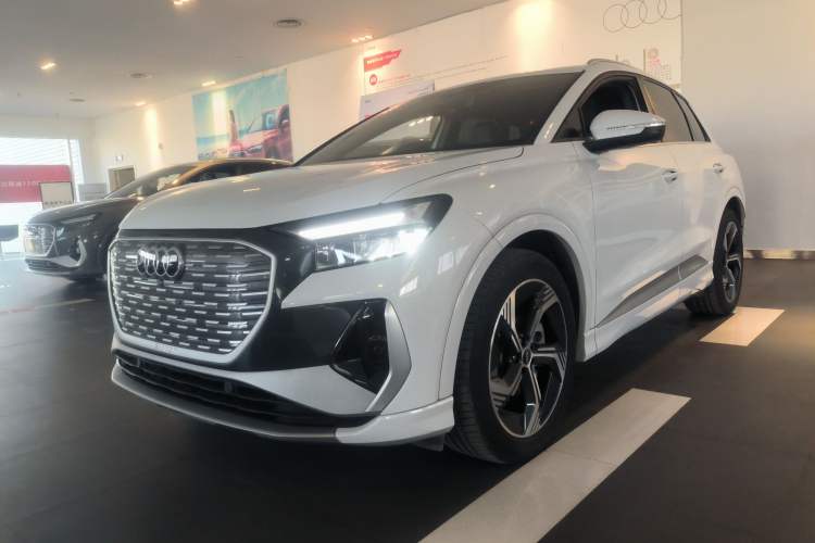 Used Audi Q4 e-tron 2024 40 e-tron Boundary Edition
