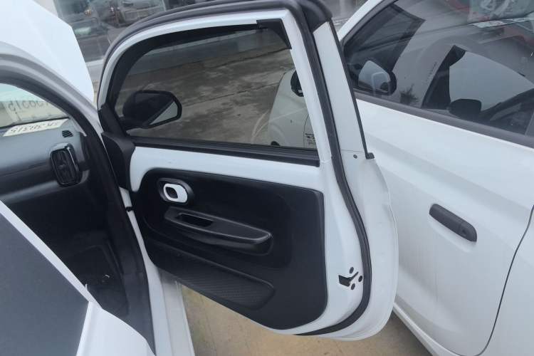 Used Roewe Clever 2021 302km All-Round Version
