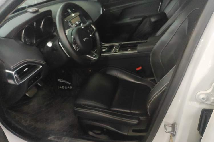 Used Jaguar XE 2018 2.0T 300 PS All-Wheel-Drive R-Sport Sport Edition