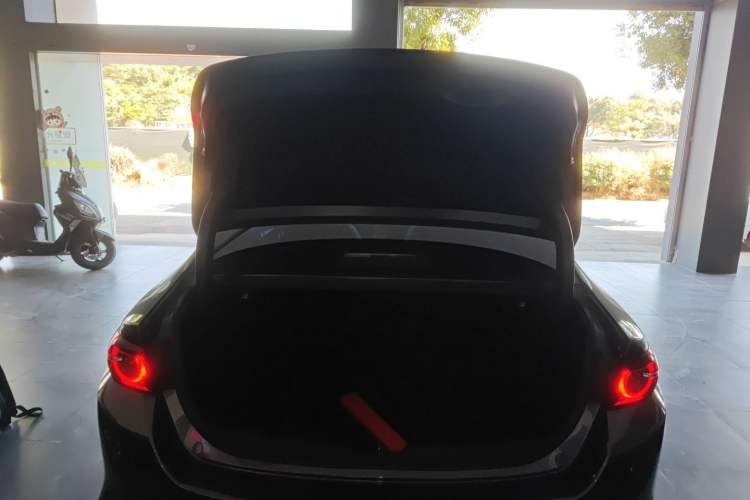 Used Mazda Mazda 3 Axela 2021 2.0L Automatic Zhiyao Edition
