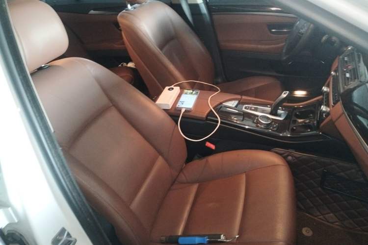 Used BMW 5 Series 2014 530Li Leading Model