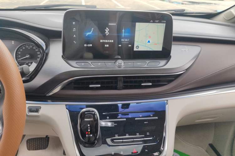 Used Buick GL8 2020 Land Business Class 652T Luxury Model
