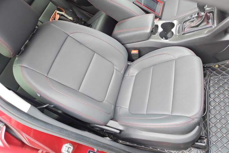 Used Changan CS75 2017 Shangkui Edition 1.5T Automatic Fengxiang Model