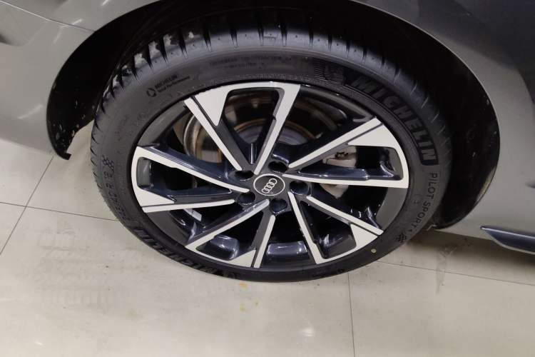 Used Audi A4L 2024 40 TFSI Fashion Dynamic Model
