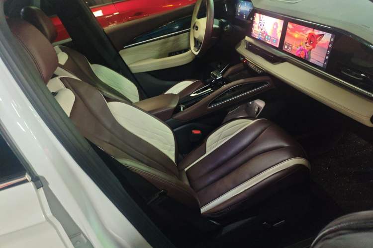 Used Geely Auto Monjaro L 2021 2.0TD DCT EVO Two-Wheel-Drive Flagship Version
