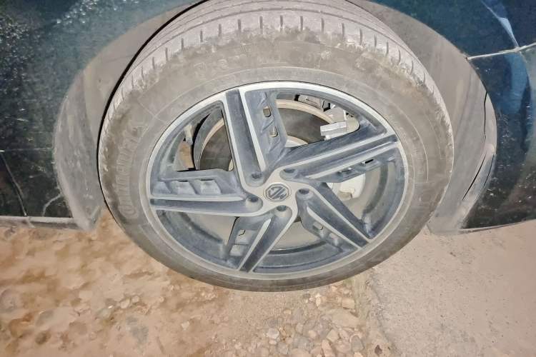 Used MG 7 2023 1.5T DCT Luxurious Supreme Edition
