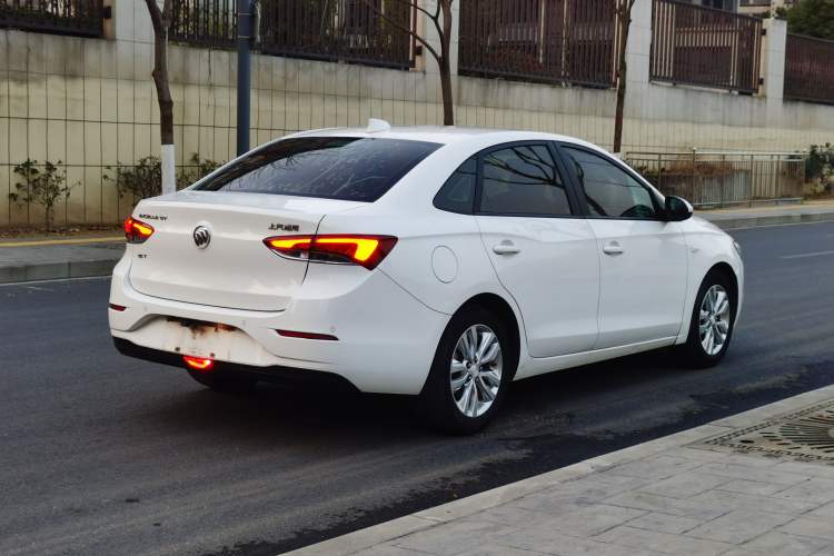 Used Buick GT 2018 15T Dual-Clutch Elite Model China V Standard