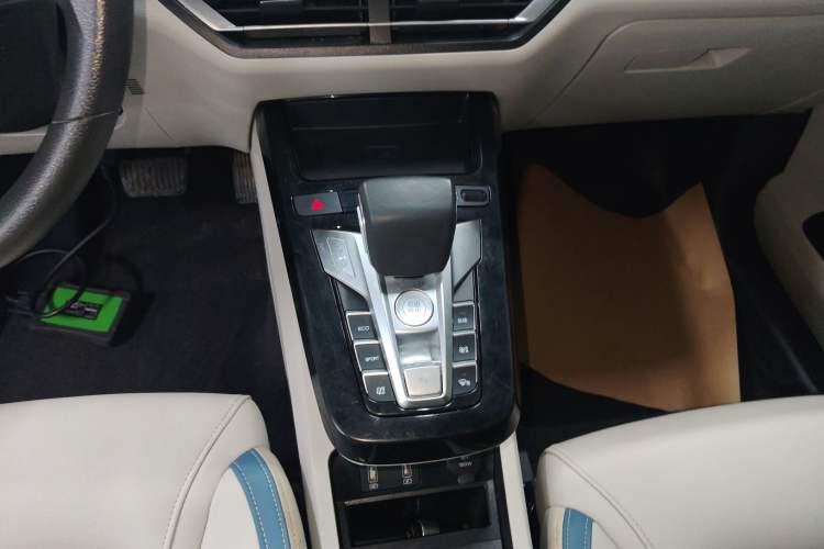 Used BYD Yuan Pro 2023 401KM Luxury Version
