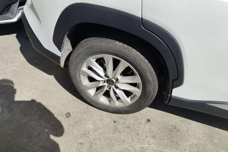 Used Toyota Corolla Cross 2024 2.0L Pioneer Edition
