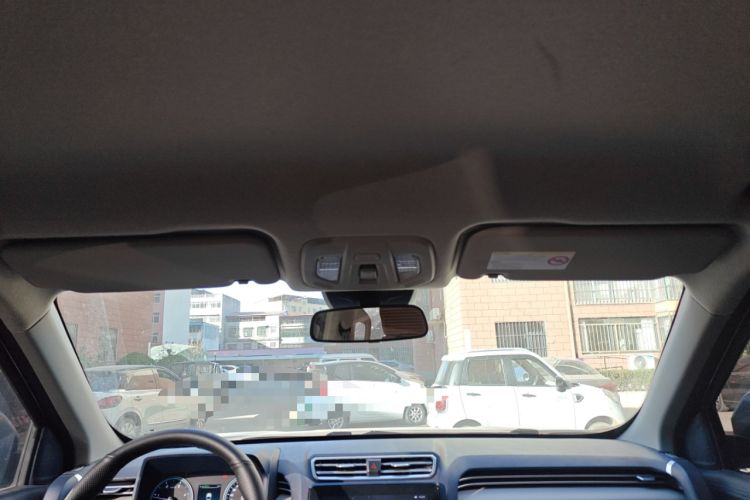 Used JMC DaDao 2023 All-Purpose Model 2.3T Diesel Manual 4x4 Standard-Wheel Comfort Edition
