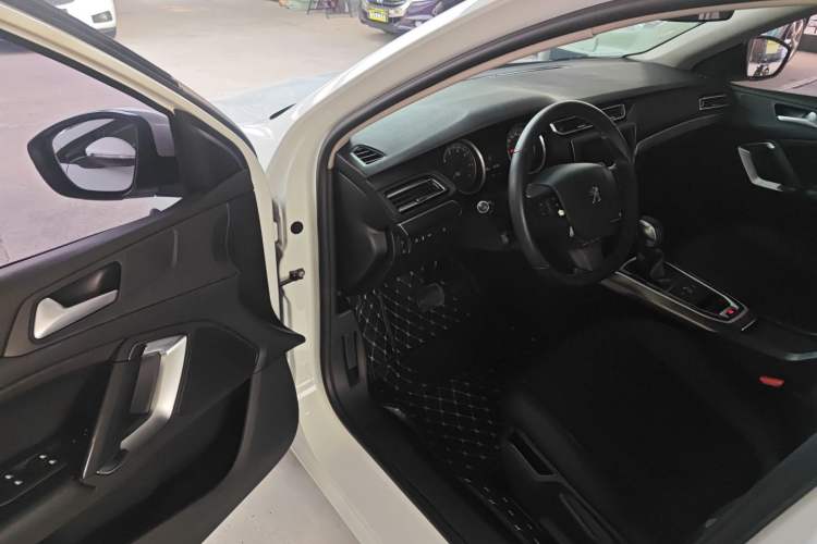 Used Peugeot 408 2014 1.8L Automatic Luxury Edition
