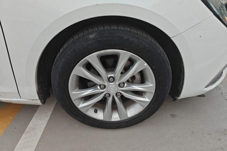 Used Buick Verano 2018 Sedan 20T Dual-Clutch Elite Model