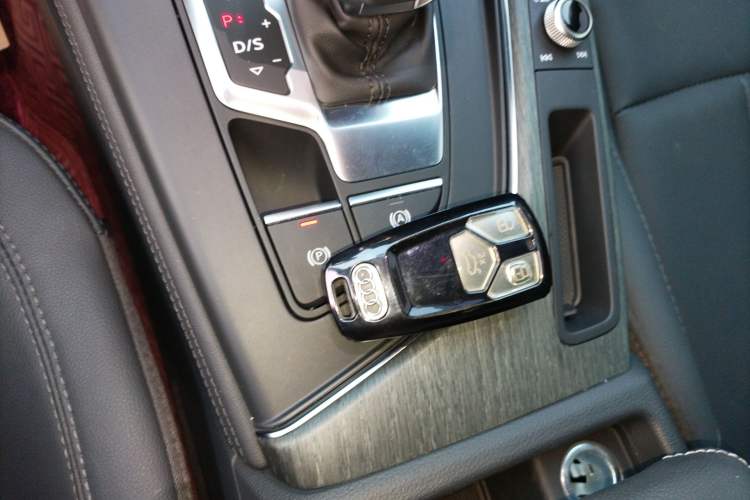 Used Audi A4L 2022 40 TFSI Stylish and Elegant Edition