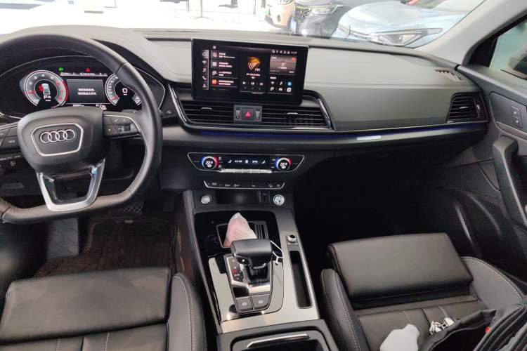 Used Audi Q5L 2022 40T Fashionable and Dynamic Model