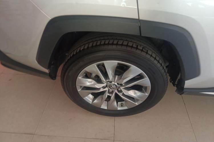 Used Toyota Wildlander 2021 2.0L CVT 4x4 Luxury Edition
